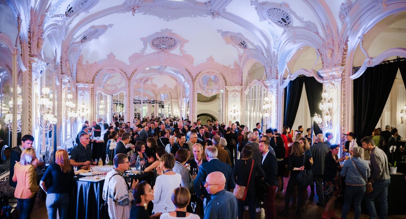 Cocktail au salon Degermann