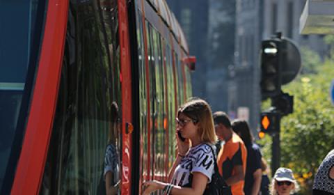 Le tramway rouge Le tramway rouge